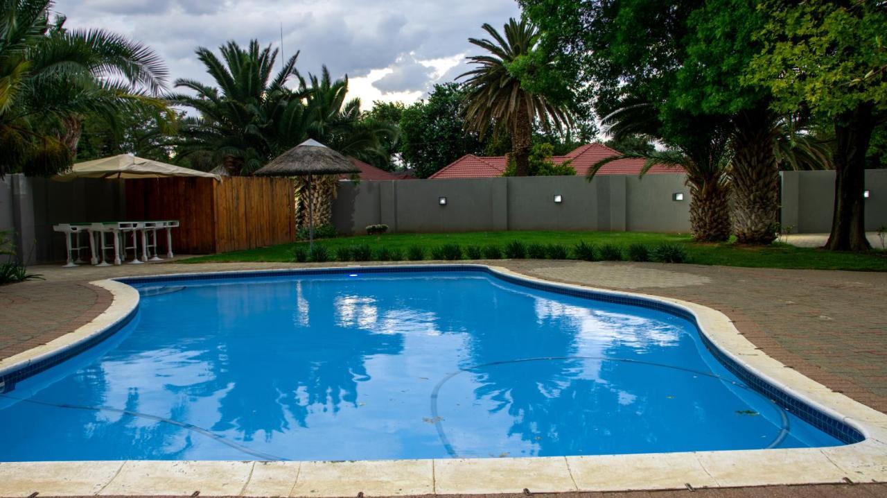 Bed and Breakfast 10 Tula Welkom Exterior foto